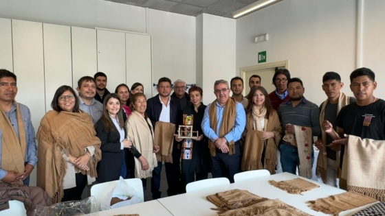 Raúl y artesanos iniciaron su agenda con visita el Instituto Europeo de Diseño