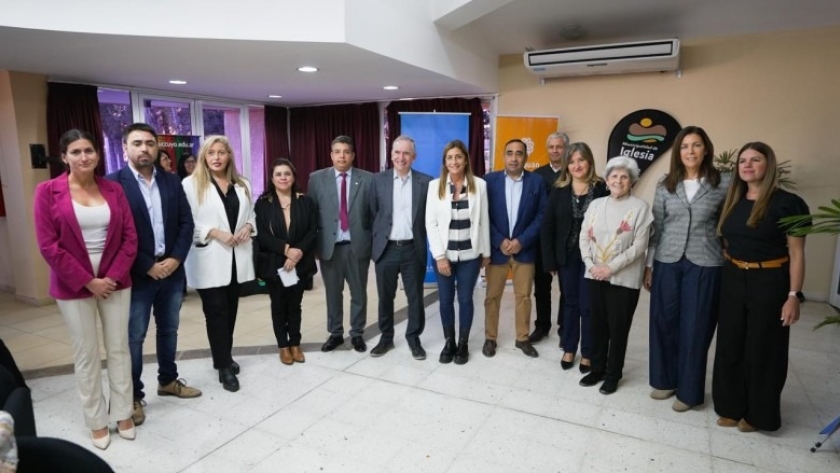 Producción participó de la jornada para promover el desarrollo regional