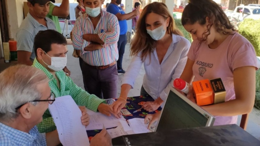 Productores afectados por la sequía son asistidos por la Provincia