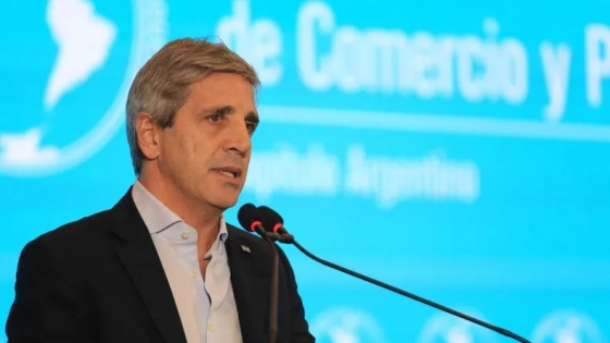 El Tesoro refuerza reservas con compras de dólares en bloque tras caída por pago de deuda