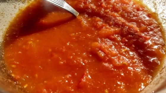 Alerta por tomate triturado contaminado: suspenden entrega en módulos escolares