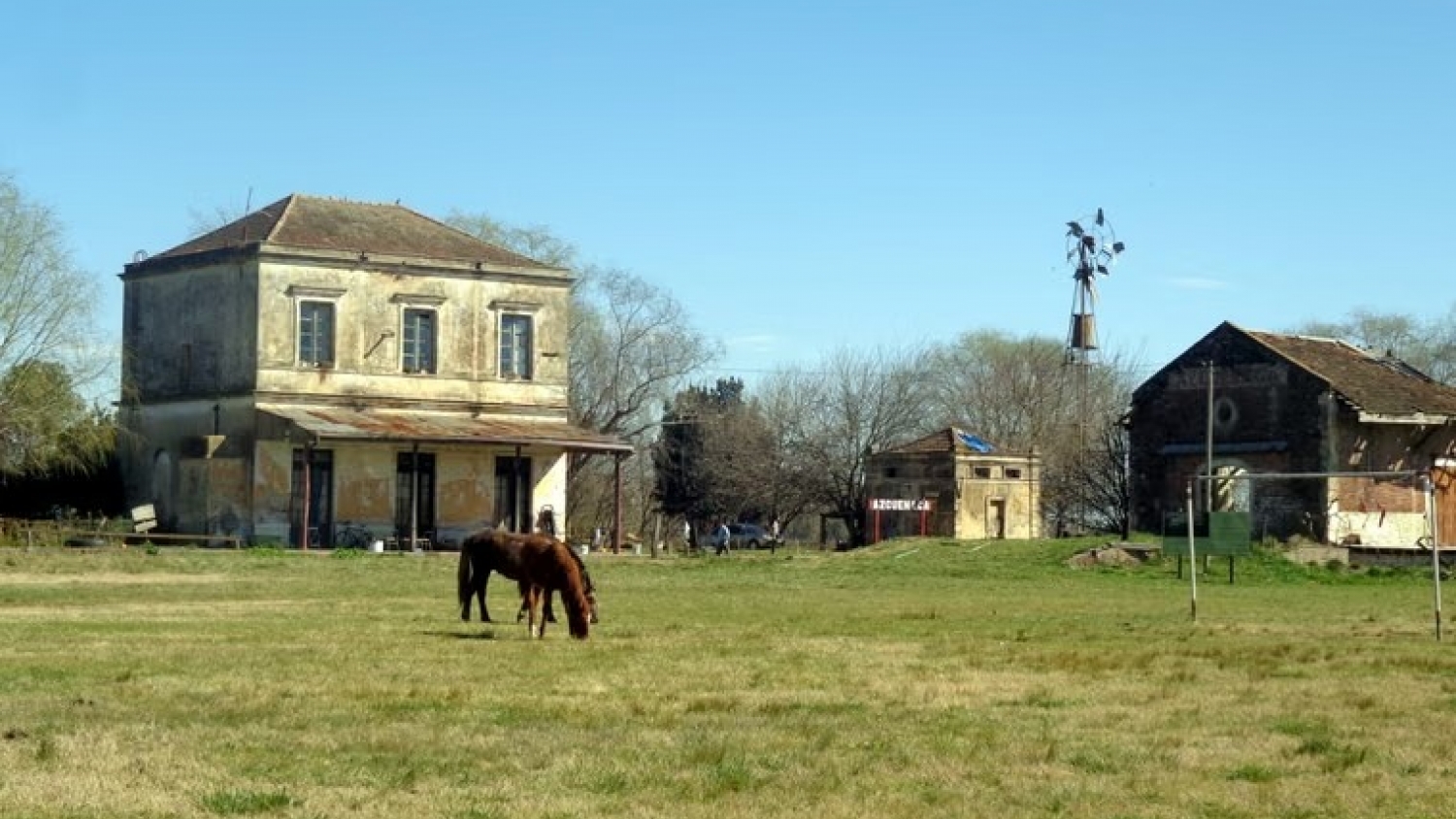Azcuénaga: el pueblo bonaerense con una capilla de España