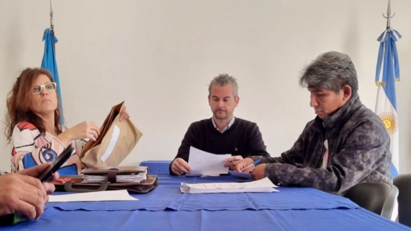 Recursos Hídricos: El Gobierno del Chubut licitó la obra de mantenimiento de la Red de Riego del Valle de Sarmiento