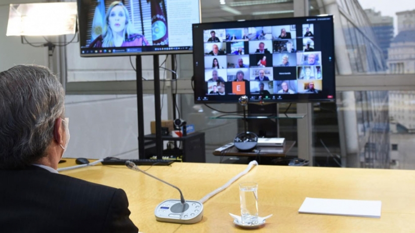 Solá presidió el lanzamiento del Consejo Público-Privado para la Promoción de Exportaciones