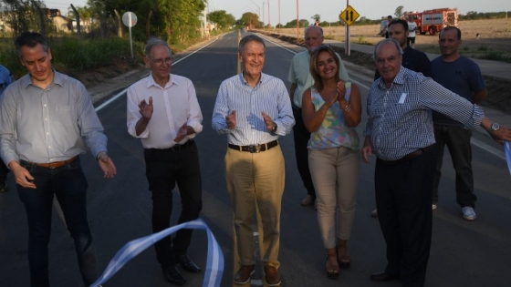 Colonia Tirolesa: Schiaretti inauguró un acceso pavimentado que mejora la conectividad