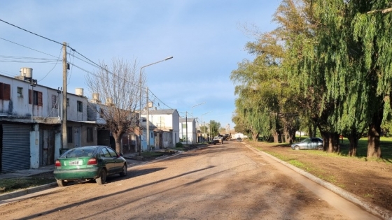 Rojas inauguró cordón cuneta en el Barrio Nehuenche I con operarios municipales capacitados