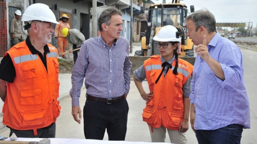 Katopodis recorrió obras en Almirante Brown