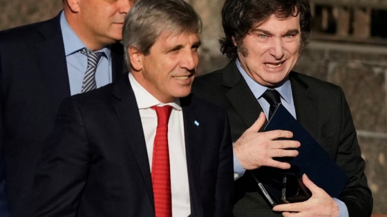 Fuerte baja en la demanda de dólares tras las elecciones impulsa el plan oficial para remonetizar la economía