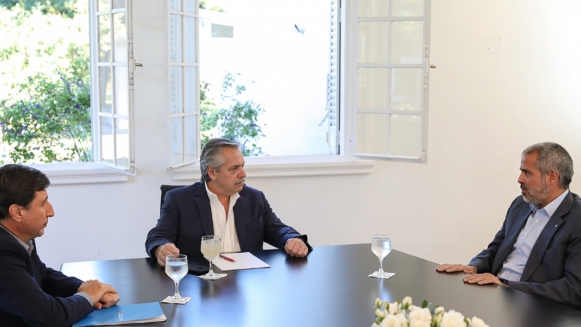 El Presidente recibió al empresario Luis Pérez Companc