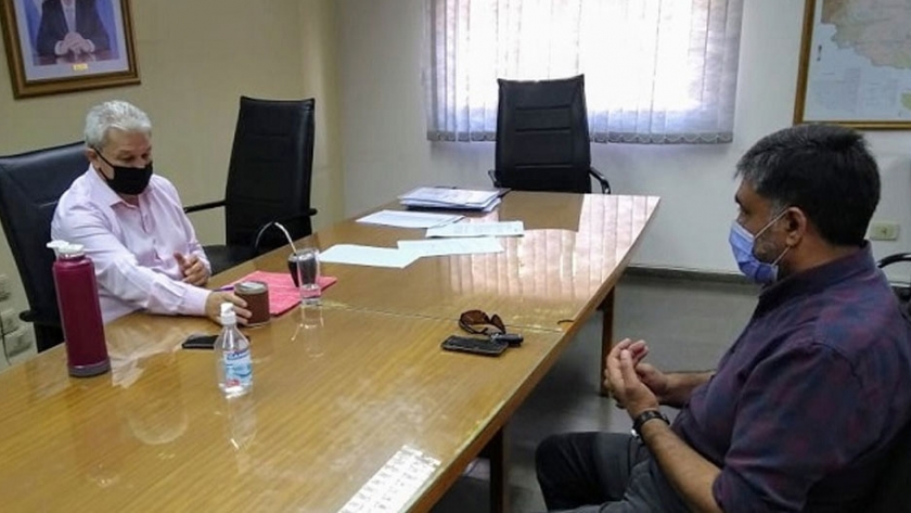 IPAV: visita del intendente de La Adela