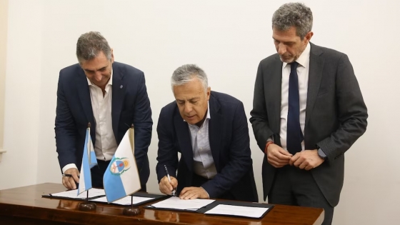 Gobernadores reclaman al Gobierno por el mal estado de las rutas y exigen reactivar la obra pública
