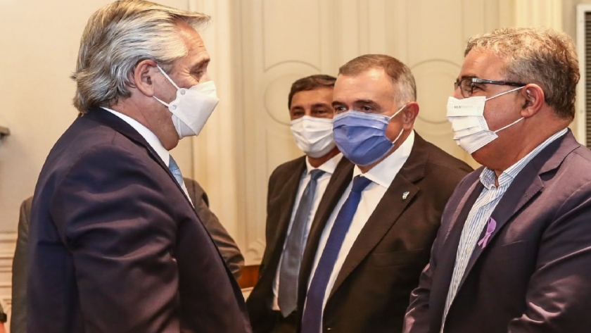 El Presidente dialogó con gobernadores que presentaron su visión sobre el acuerdo con el FMI