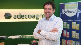 Adecoagro avanza para tomar el control casi total de Profertil con una oferta por el 50% de YPF