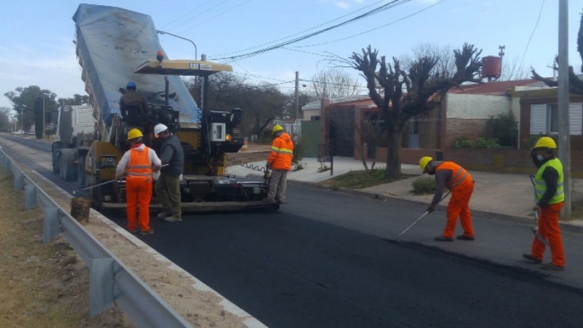 Toay: continúa en desarrollo la obra de pavimentación