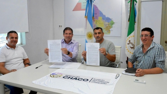 Firma de convenio entre Presidencia Roca y el instituto del deporte chaqueño