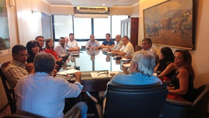 Reunión de la mesa tabacalera: apertura de acopios para la campaña 2023
