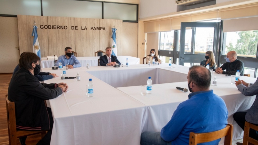 Desarrollo Productivo: La Provincia entregó más de $ 36 millones en créditos a tres empresas