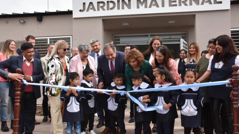 Inauguraron flamante Jardín Maternal en Alto Comedero