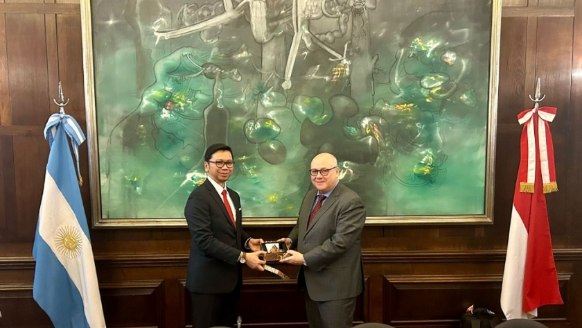Reunión con funcionario del Ministerio de Comercio de Indonesia, para incrementar e intensificar el intercambio comercial
