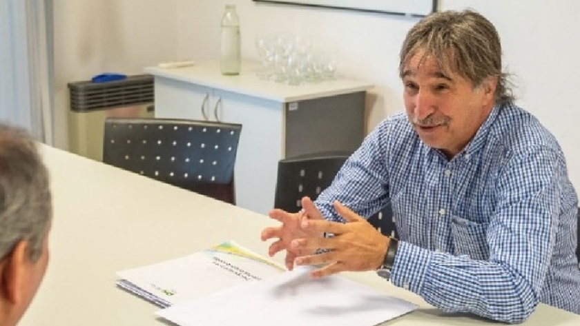 Río Negro confeccionó un protocolo laboral y sanitario para el Trabajo Rural Migrante