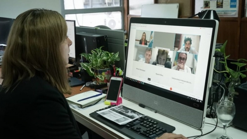 Ambiente presentó el encuentro virtual “Experiencias diversas en compostaje de residuos sólidos urbanos”