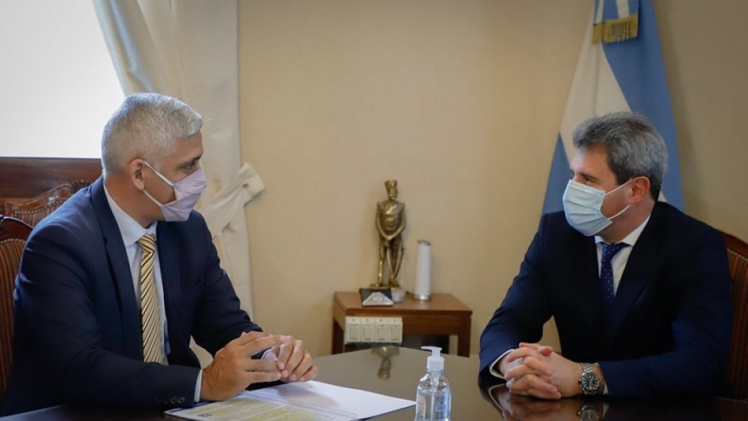El gobernador Sergio Uñac mantuvo una reunión de trabajo con el subsecretario de Asuntos Nacionales