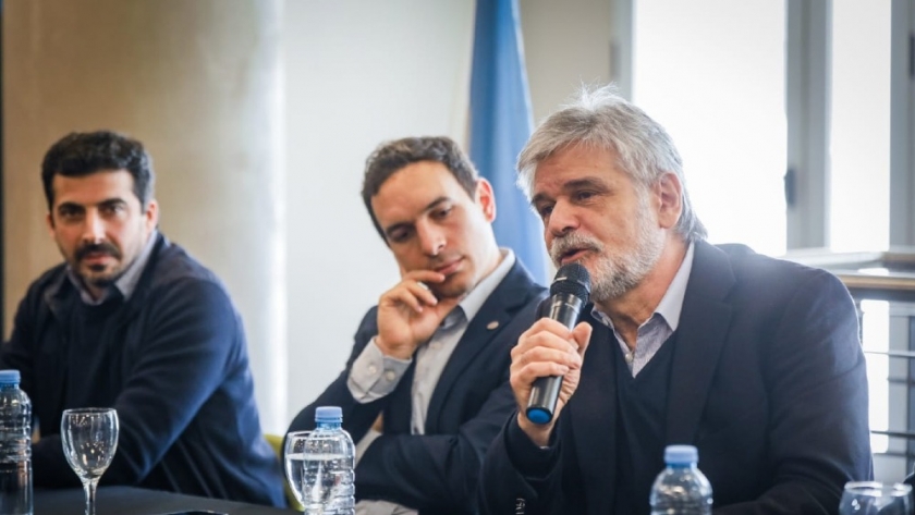 El Ministerio de Ciencia financió el equipamiento del nuevo espacio de investigación de la Facultad de Filosofía y Letras de la UBA
