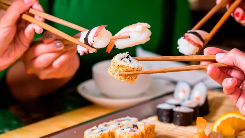 Un viaje culinario a través de la tradición y la innovación del sushi