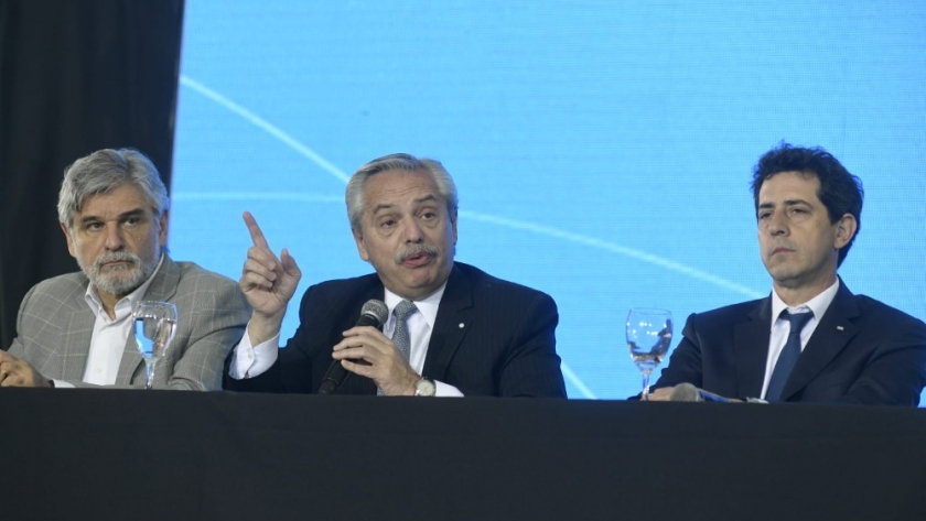 Alberto Fernández: 