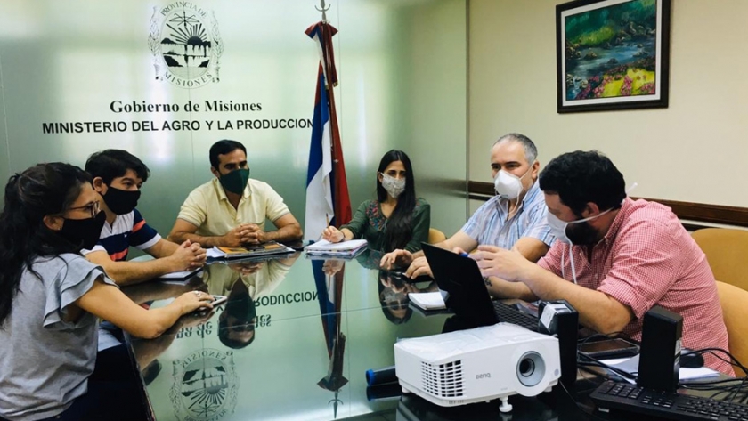 El Ministerio del Agro y el SENASA delinearon esquema de trabajo en conjunto para la sanidad animal