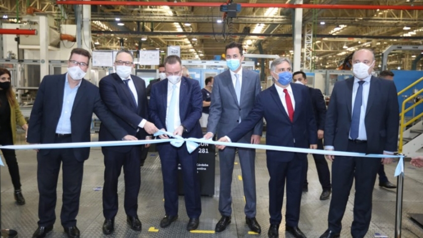 Calvo destacó a Córdoba como centro mundial de producción automotriz