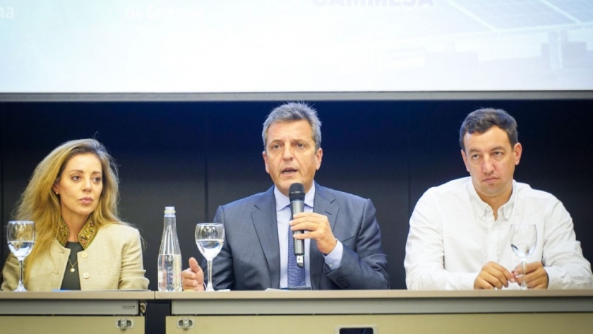 Massa y Royón en la recepción de ofertas para el desarrollo de energías renovables