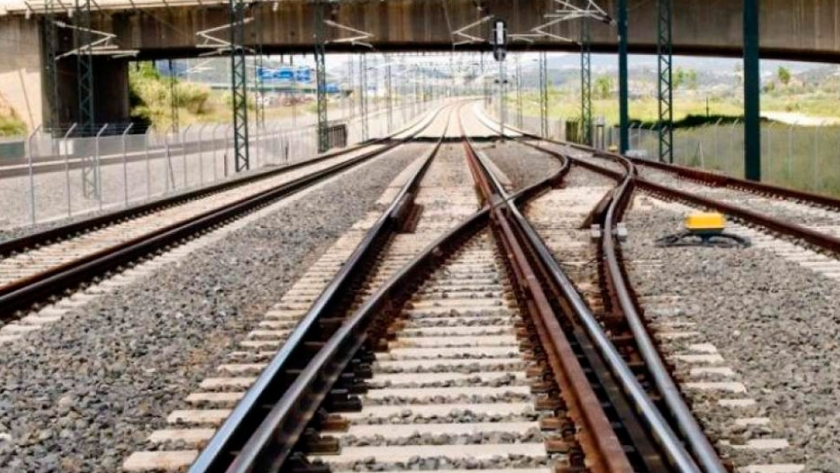 Guatemala apuesta por tren de carga ante el BCIE 