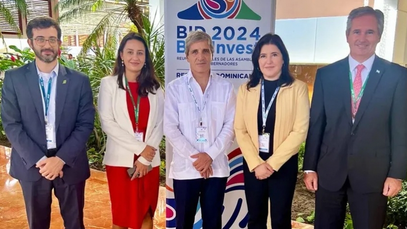 Luis Caputo participó en la Reunión Anual del BID en Punta Cana