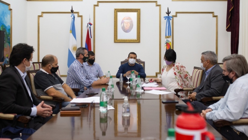 El gobierno resolvió el problema de tierras a 11 familias de El Soberbio