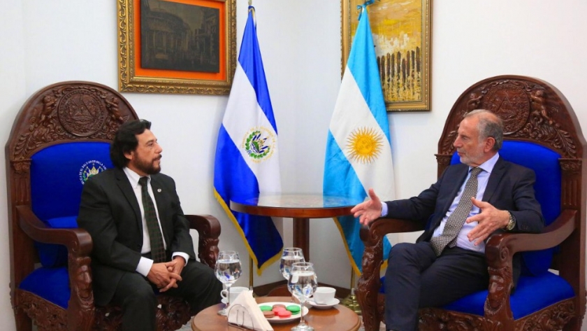 Argentina avanza en la agenda comercial con El Salvador
