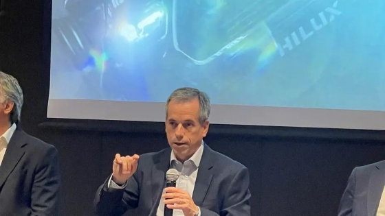 Toyota proyecta más exportaciones y nuevas inversiones tras una reunión clave con Caputo