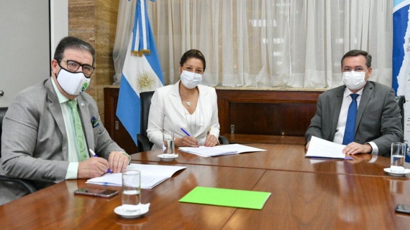 La Secretaría de Minería, el Gobierno de Rio Negro y el Municipio de SAO firmaron convenio de Remediación Ambiental