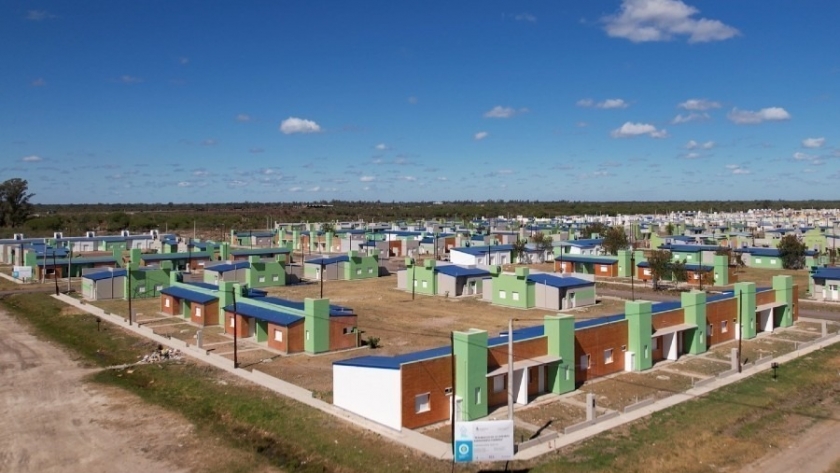 Inició el llamado a licitación de 500 nuevas viviendas para la ciudad capital