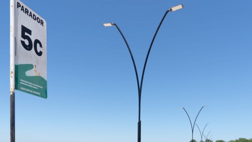 Royón y Secco supervisaron los avances de recambio de luminarias LED en Ensenada