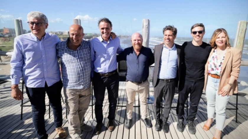 Kicillof: “Nuestro compromiso es acompañar a empresarios y trabajadores del turismo para que les vaya bien en esta temporada