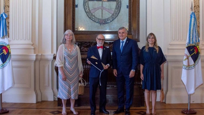 Visita protocolar del embajador de Canadá