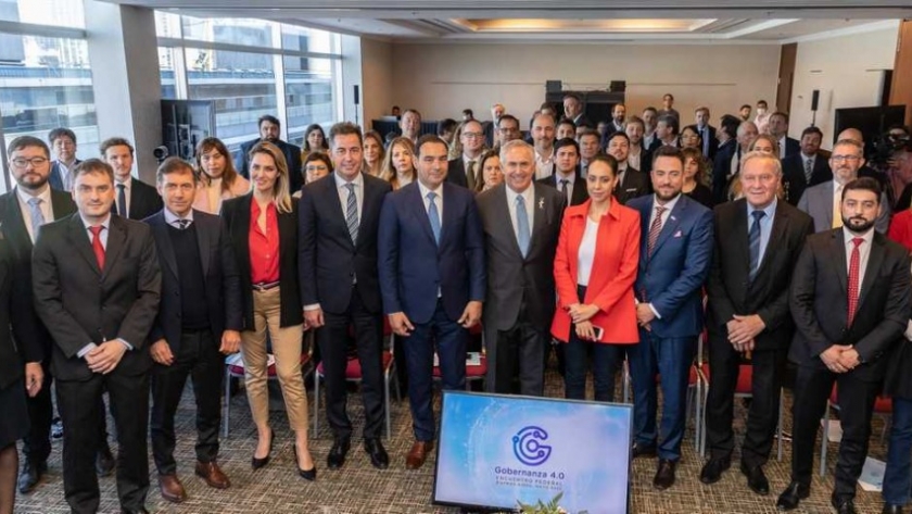 El gobernador Valdés participó en un importante encuentro sobre economía y ciudadanía digital