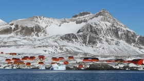 Gobierno realizará una charla sobre cambio climático y glaciares en el marco del Mes Antártico