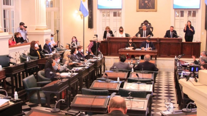 Acuerdo Marco entre la Agencia Correntina de Bienes del Estado (ACOBE) y la Facultad de Derecho y Ciencias Sociales y Políticas de la UNNE