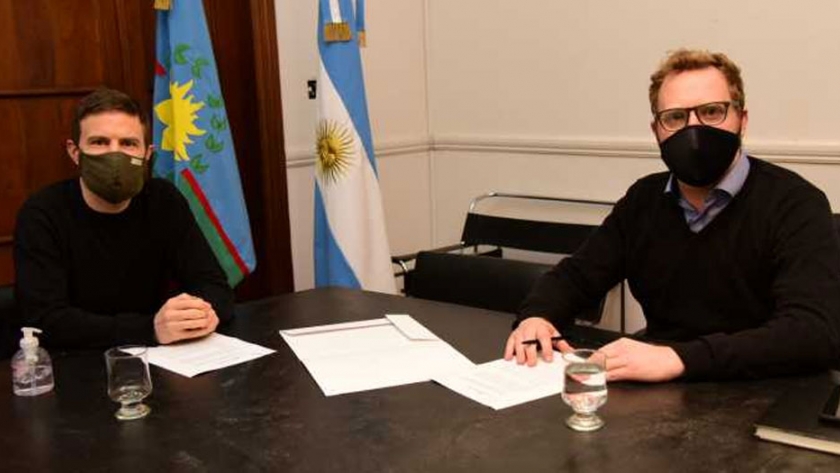 Firma de convenio con el ministerio de Producción, Ciencia e Innovación Tecnológica