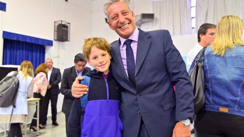 Arcioni inauguró el ciclo lectivo 2023 en Chubut: “Es un día muy importante y emotivo para cada niño y niña de la provincia”