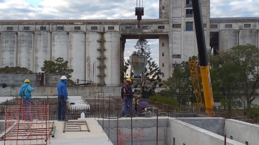 El Ministerio de Obras Públicas construye el Segundo Acueducto para el interior del Chaco