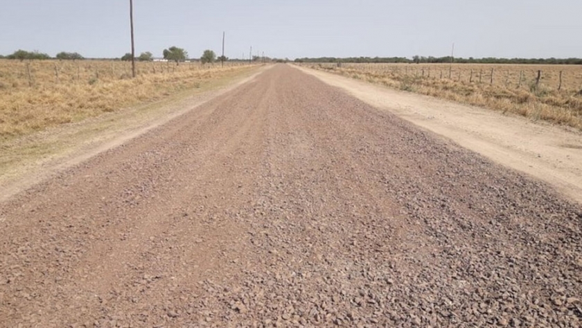 FDR: concluyó el enripiado de 12 km en el acceso al paraje Rincón del Madregón