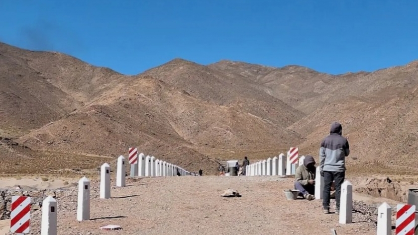 Obras de puente sobre río Las Burras, en últimos trabajos